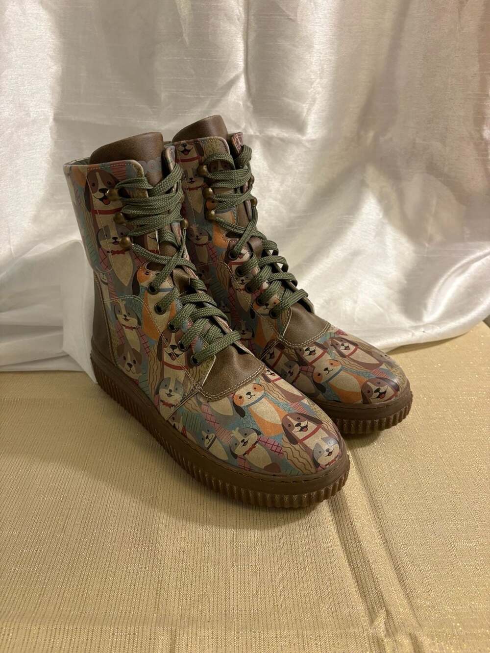 DOGO "The Life of Dogs" Vegan Leather Lace-Up Combat Boots Size 40
